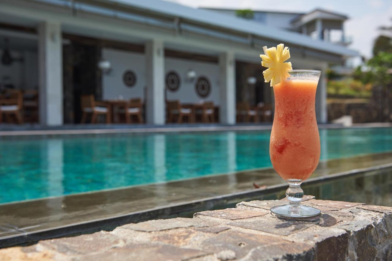Rajavilla Lombok Resort - Seaside Serenity Senggigi Buitenkant foto