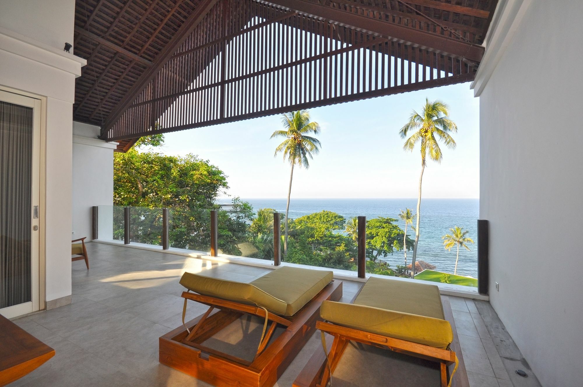 Rajavilla Lombok Resort - Seaside Serenity Senggigi Buitenkant foto