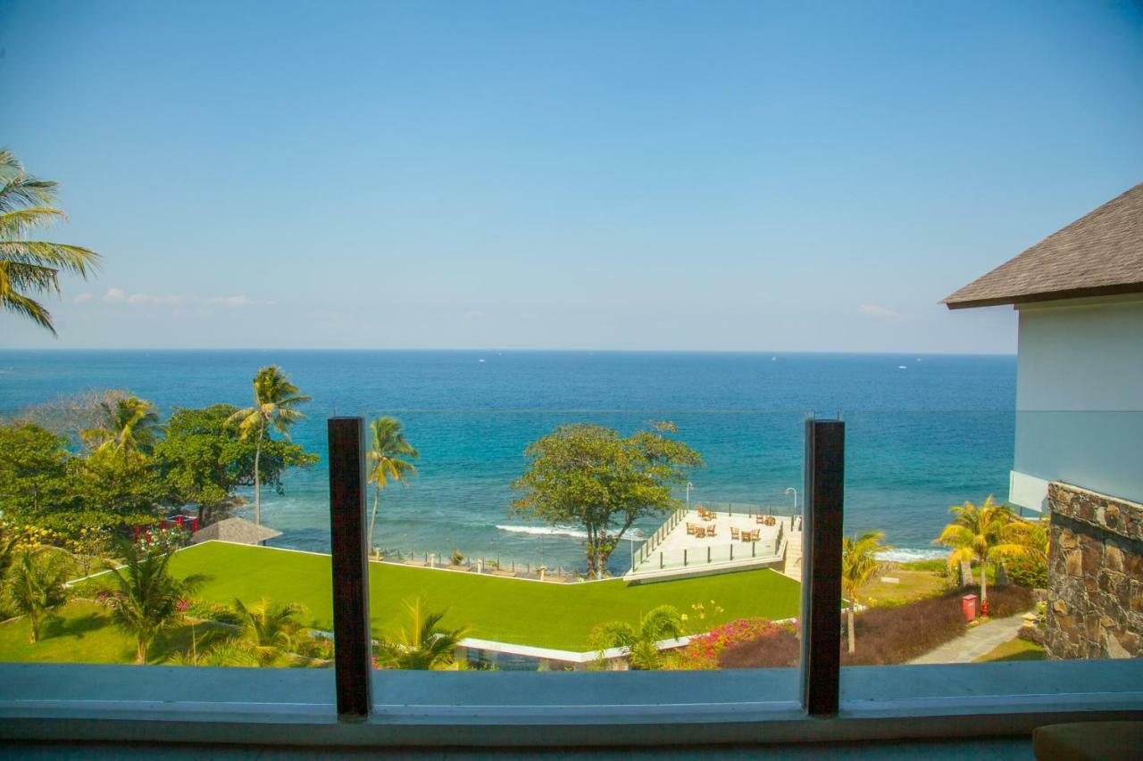 Rajavilla Lombok Resort - Seaside Serenity Senggigi Buitenkant foto
